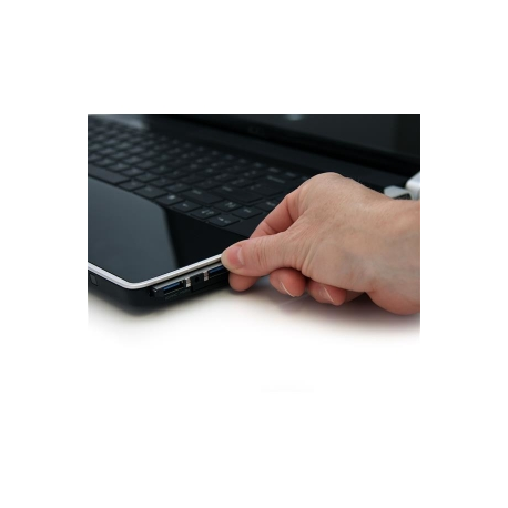 StarTech.com 2 Port Flush Mount ExpressCard 54mm SuperSpeed USB 3.0 Card Adapter with UASP - Dual Port Laptop ExpressCard USB 3 Controller (ECUSB3S254F) - USB adapter - ExpressCard - USB 3.0 x 2 - for P / N: S2510BU33PW, S251BMU3FP, S251BU31315, S3540BU33E, SM2NGFFMBU33, UNI251BMU33 - 2