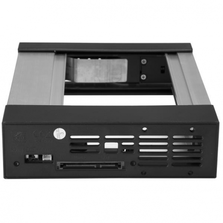 StarTech.com 5.25" to 3.5" Trayless Hard Drive Hot Swap Bay - Removable Hard Drive Bay for 3.5" SATA / SAS Drives - Aluminum (HSB1SATSASBA) - Storage bay adapter - 5.25" to 3.5" - for P / N: 25SATSAS35HD - 1