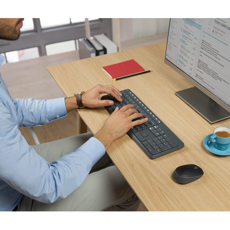 Logitech MK235 - Keyboard and mouse set - wireless - 2.4 GHz - US International - 8