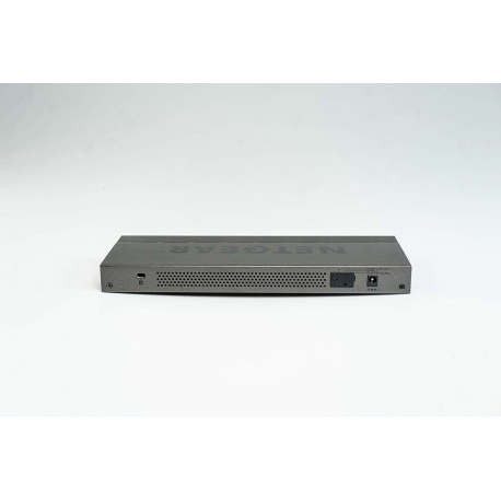 NETGEAR GS108PP - Switch - 8 x 10 / 100 / 1000 (PoE+) - desktop, rack-mountable, wall-mountable - PoE+ (123 W) - DC power - 4