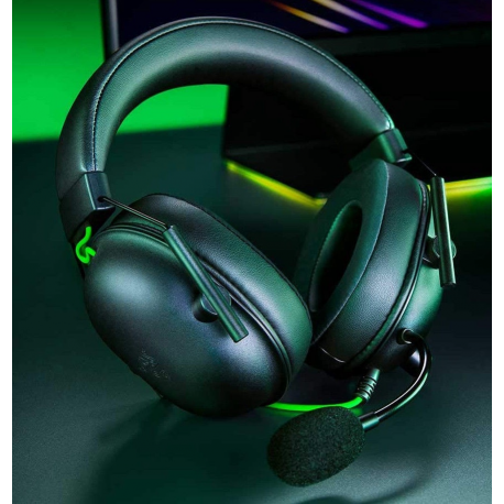 Razer BlackShark V2 X - Headset - 7.1 channel - full size - wired - 3.5 mm jack - noise isolating - 4