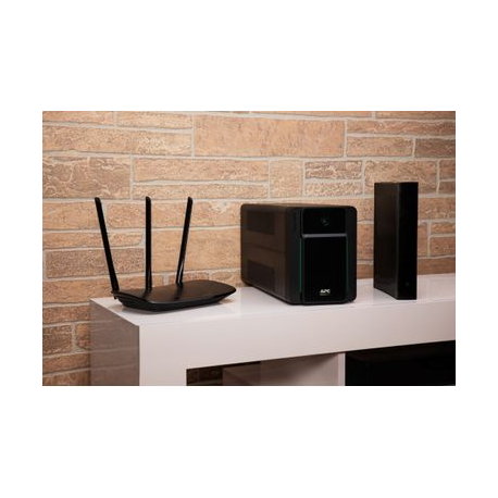 APC Easy UPS BVX Series BVX2200LI-GR - UPS - AC 220-240 V - 1200 Watt - 2200 VA - 9 Ah - output connectors: 4 - 4