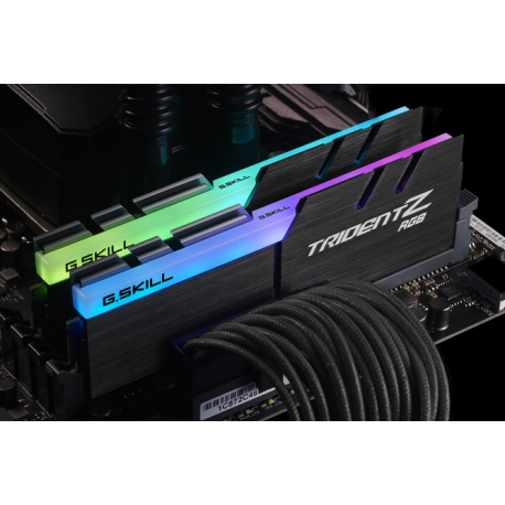 G.Skill TridentZ RGB Series - AMD Edition - DDR4 - kit - 16 GB: 2 x 8 GB - DIMM 288-pin - 3600 MHz / PC4-28800 - CL18 - 1.35 V - unbuffered - non-ECC - 6