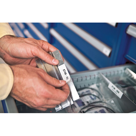 DYMO Rhino 4200 Kit - Labelmaker - B / W - thermal transfer - Roll (1.9 cm) - cutter - 8