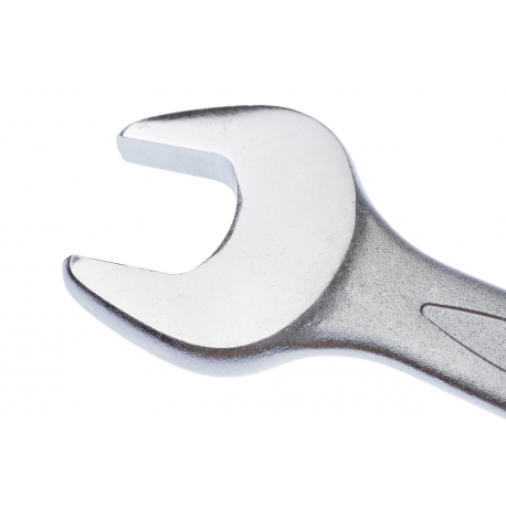 Equip - Patch cable - RJ-45 (M) to RJ-45 (M) - 0.5 m - SFTP - CAT 6 - halogen-free, molded, stranded - black - 2