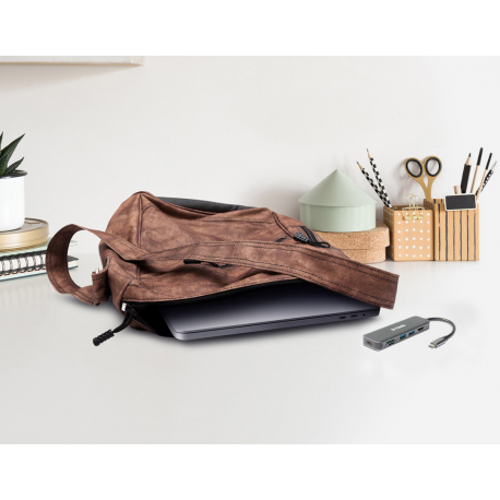 D-Link DUB-2327 - Docking station - USB-C / Thunderbolt 3 - HDMI - 5