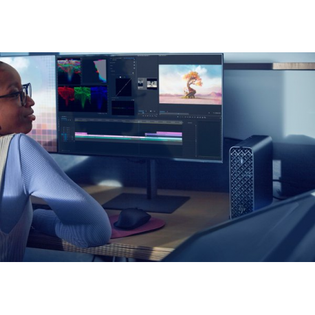 HP Z24q G3 - LED monitor - 23.8" - 2560 x 1440 QHD @ 90 Hz - IPS - 400 cd / m² - 1000:1 - HDR400 - 5 ms - HDMI, DisplayPort - 15