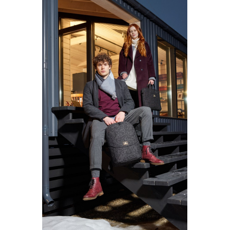 Riva Case Anvik 7962 - Notebook carrying backpack - up to 15.6" - black - 29