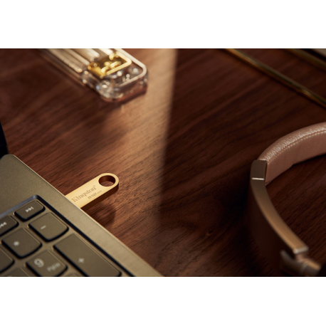 Kingston DataTraveler SE9 G3 - USB flash drive - 128 GB - USB 3.2 Gen 1 - gold - 7