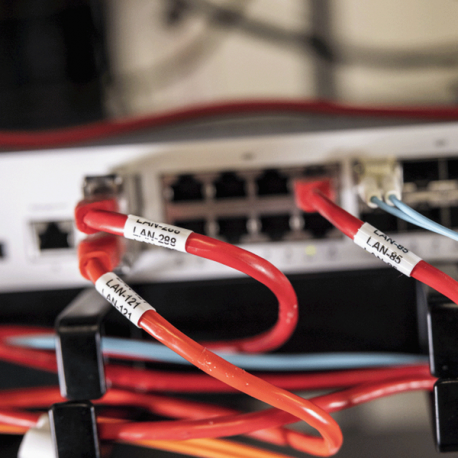 Brother P-Touch PT-E310BTVP - Labelmaker - B/W - thermal transfer - Roll (1.8 cm) - 180 dpi - up to 20 mm/sec - USB 3.0, Bluetooth 5.0 - cutter - print preview - orange, black - 6