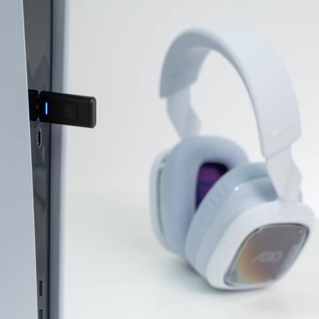 ASTRO Gaming A30 - Headset - full size - Bluetooth  /  LIGHTSPEED - wireless, wired - 3.5 mm jack, USB-A via Bluetooth adapter - white - 2